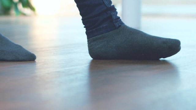 Rheuma_EX054_DE_Fußhaltung